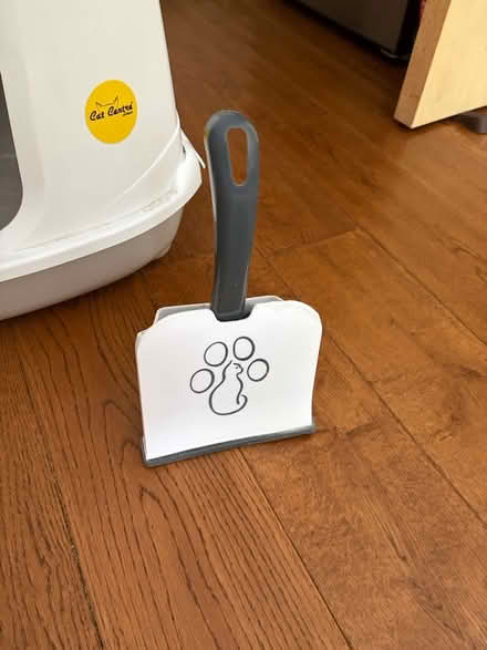 Photo of free Corner Cat Litter Tray (3a Portnalls Road CR5 3D) #3