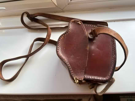 Photo of free Vintage movie camera & leather case (Longton ST3) #4