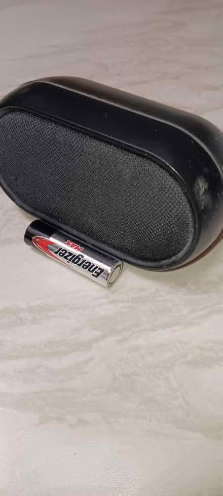 Photo of free Rechargeable bluetooth speaker (Upper Gravenhurst MK45) #4