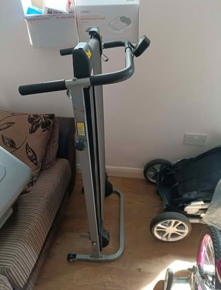 Photo of free Manual treadmill (Dagenham RM9) #2