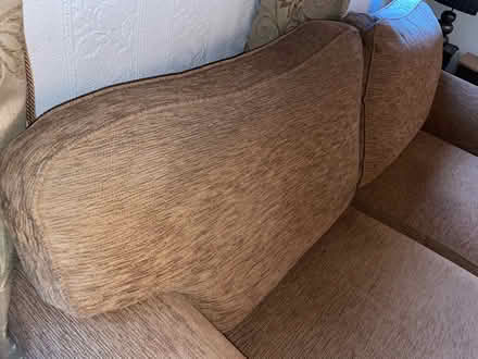 Photo of free Small Settee and footrest (The Rowans Baldock) #4