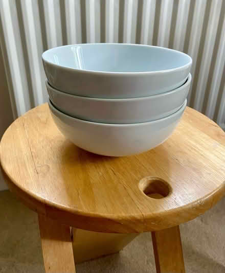 Photo of free 3 bowls (Horsham RH12) #1