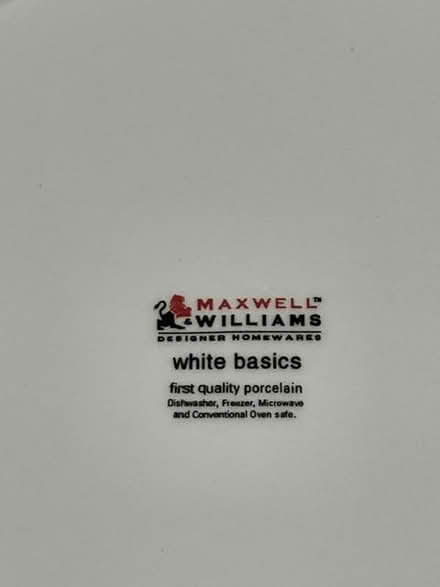 Photo of free Maxwell & Williams dinner set (Bundoora) #3