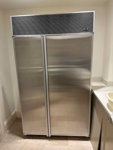 Photo of free Sub-Zero 532 Fridge Freezer (1994) – Fully Working (Whitchurch-On-Thames RG8) #1