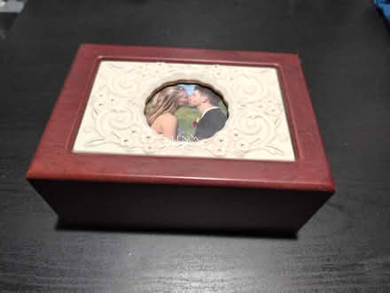 Photo of free Jewelry box (Brentwood) #1