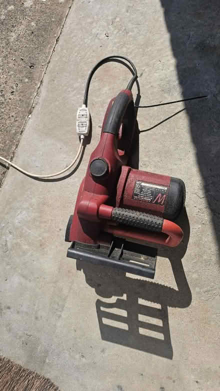 Photo of free Electric chainsaw (Ne3) #3