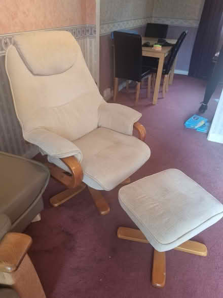 Photo of free Chairs and stool (EN2 7JZ) #1