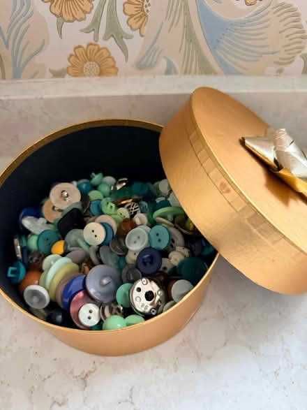 Photo of free Buttons (Stone ST15) #1