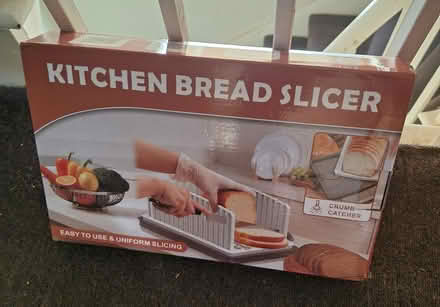 Photo of free Bread slicing aid (CT11) #1