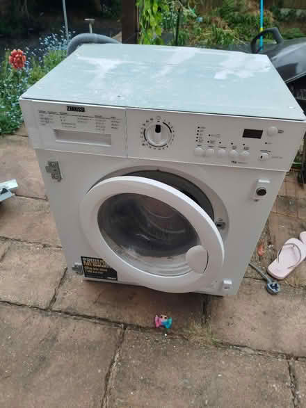 Photo of free Integrated washing machine (Wigston Harcourt LE18) #2