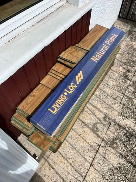 Photo of free Used laminate flooring (Rutherglen G732au) #3