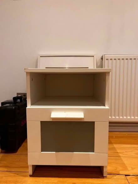 Photo of free Bedside table (SW17) #1