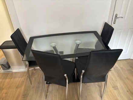 Photo of free Dining table and chairs must go today (Westbourne Green W2) #1