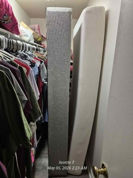 Photo of free Bed (Maryland School for the Death) #1