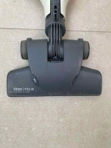 Photo of free Sebo Felix Hoover - Perfect working condition (Shepherds Bush W6) #3