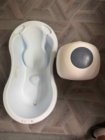 Photo of free Bath and nappy bin (Wordsworth drive S5) #2