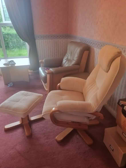 Photo of free Chairs and stool (EN2 7JZ) #2