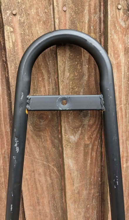 Photo of free Metal Stands (Lipson PL4) #3