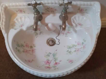 Photo of free Wash hand basin (Bishop's Castle SY9) #1