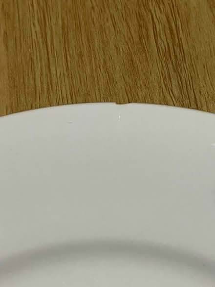 Photo of free Maxwell & Williams dinner set (Bundoora) #4