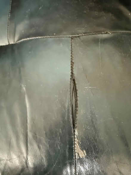 Photo of free Leather 2 seat armchair (Near Dunstable LU6) #3