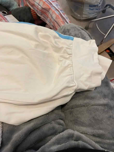 Photo of free 3/4 length summer shorts (Wandsworth SW18) #2