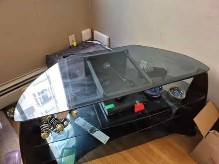 Photo of free Tv stand (New westmister) #1