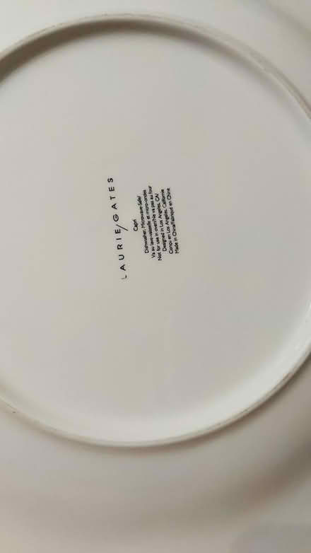 Photo of free Wood Desk/plates (Richmond Hill) #4