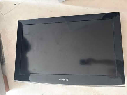 Photo of free Samsung TV (Felpham PO22 8FZ) #1