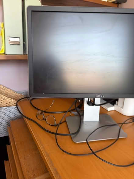 Photo of free monitor’s keyboard & mouse (Worsley M28) #1