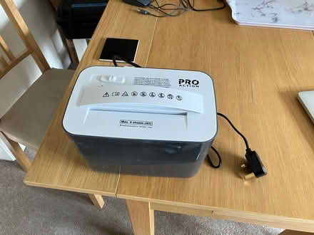 Photo of free Plug-in compact shredder (Upper Wolvercote OX2) #1