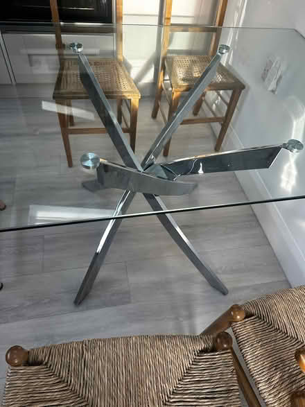 Photo of free Glass table (HX3) #2