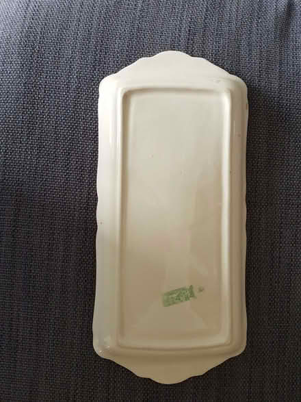 Photo of free Decorative 'sandwich' plate (Kendal LA9) #2