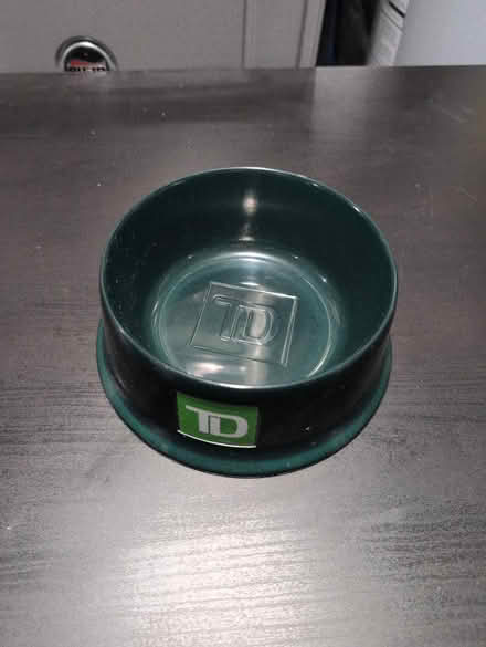 Photo of free Dog bowl (Brentwood) #1