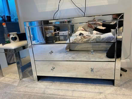 Photo of free Mirror draws and dressing table with stool (Churchgate EN7) #4