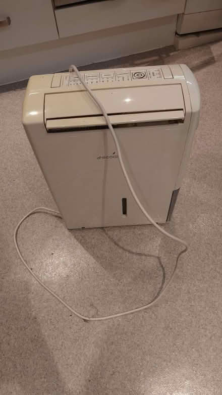Photo of free Dehumidifier & air purifier (East Dulwich) #1