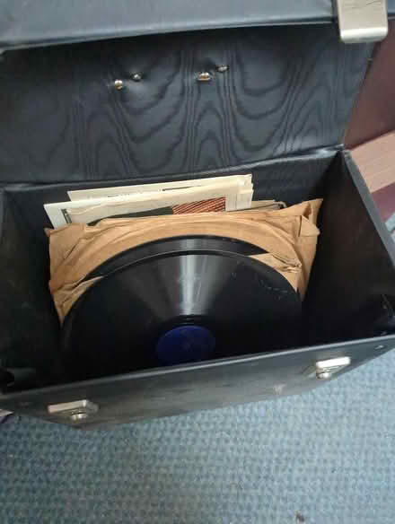 Photo of free Old record player with old 78s records (St Pauls BS2) #4