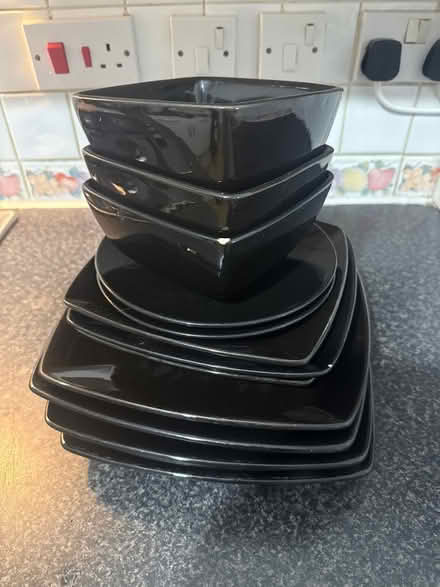 Photo of free Selection of plates/bowls (Thamesmead) #1