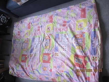 Photo of free Single Duvet and cover (Golders Green London NW11) #1