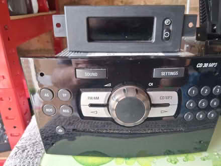 Photo of free Vauxhall corsa radio cd x 2 (Nythe SN3) #2