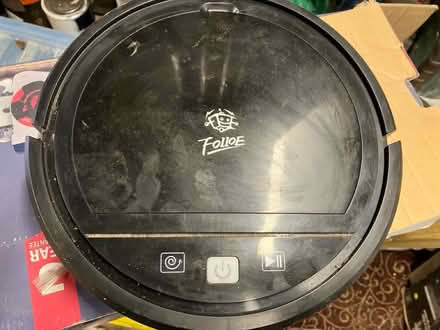 Photo of free Robot vacuum, slight fault (Morden SM4) #1