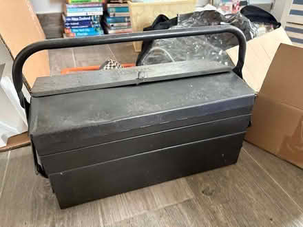 Photo of free metal toolbox (Douglas IM2) #1