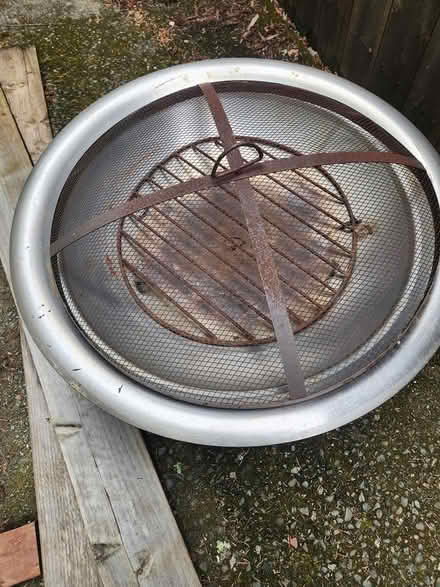 Photo of free Portable metal fire pit (Central San Rafael) #2