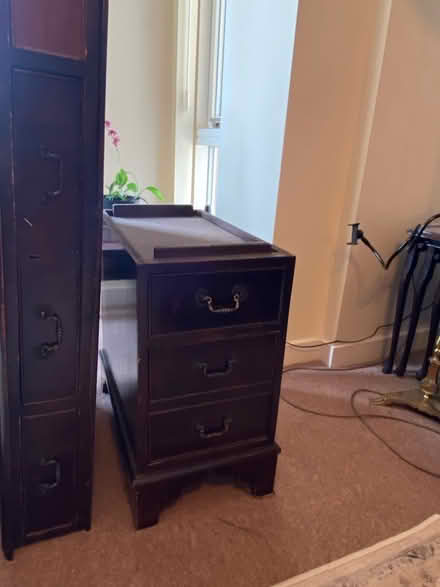 Photo of free Leather topped desk (Maidenhead SL6) #4