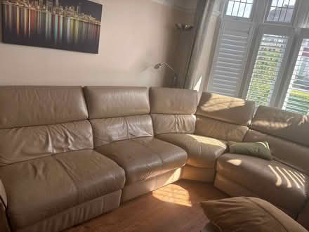 Photo of free Sofa (Friern Barnet N20) #1