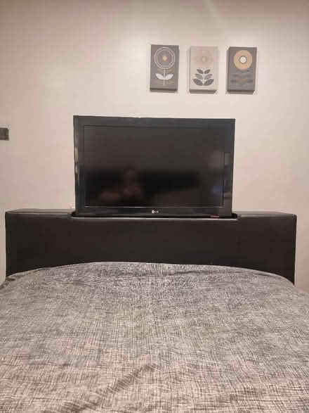 Photo of free TV Bed including 32" LG LED TV (Chaddesden DE21) #3