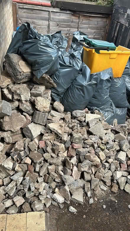 Photo of free Soil and rubble (Pitsea SS13) #1