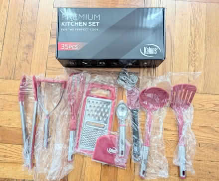 Photo of free Kitchen Utensils (Qxs Blvd Union Turnpike) #1