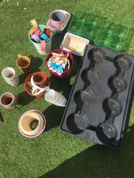 Photo of free Plant pots crockery gardening (Altrincham 2DP) #1