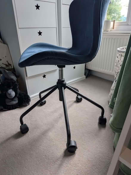 Photo of free Office swivel chair. (Teddington TW11) #2